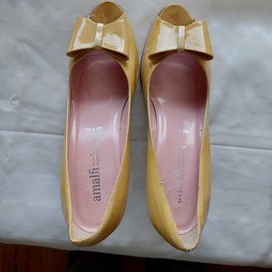 Amalfi for Nordstrom Shoes Women's 8.5  Bow Pumps Patent Leather